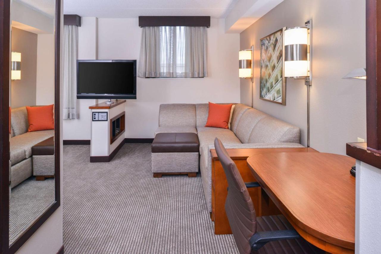 Hotel Hyatt Place Herndon Dulles Airport - East Extérieur photo